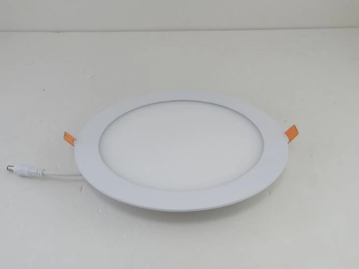 Hochwertiges LED-Downlight mit 5 Jahren Garantie für die Bürobeleuchtung in gewerblichen Einkaufszentren und Hotels